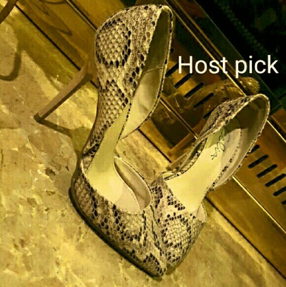 ❤❤Host pick❤❤ ONLY TODAY...Celia adorable shoes